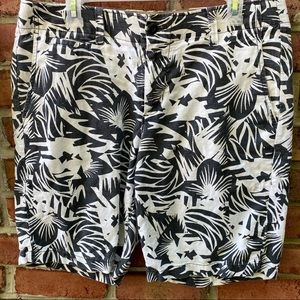 Men’s Gap Lived-in Shorts Tropical Print 33